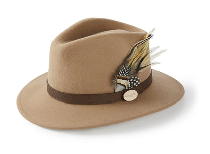 (Hicks & Brown) Suffolk Fedora Hat (Fawn Feather) (Women's)